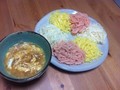 卵とじのつけだれに色鮮やかなそうめん♪