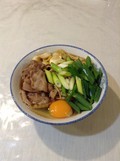 肉そばでボリュームを出してみました。
