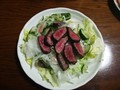 ステーキサラダで頂きました。