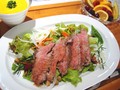 お肉の色のきれいなこと。野菜たっぷりとあわせました。