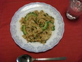カレーペーストで作ったカレーチャーハンです。忙しい時でも手軽にさっと美味しく作れるところも魅力だと思いました！美味しかったのでまた作りたいと思っております。