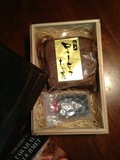 高級感あふれる木箱入り