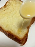 最初はパンで