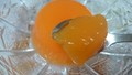 香りに癒され、食べて幸せ感じるリッチなメロンゼリーです。