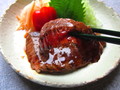 付属のステーキソースでお店の味に♪