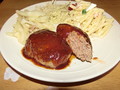 断面からあふれ出る肉汁！！おいしそう！