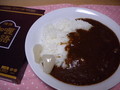 牛肉と野菜が溶けこんだルーがたっぷり♪