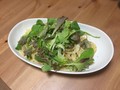 ペペロンチーノベビーリーフのせ