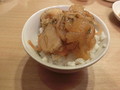 あつあつご飯にのせて