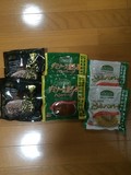 三種類勢揃いこんなパッケージです。