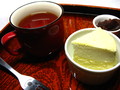 珈琲がとっても合う♪餡子と一緒に食べても美味しかったです。