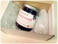 瓶のサイズの小さな箱に入って届きました。