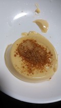 プリンカラメルソースがけ
