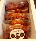 異なる種類のキムチが厳正に品質管理され、きれいに詰められて届きます。