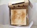 見た目は豆腐そのもので焦げ目がいい感じ