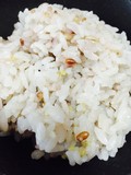 色はもう少し薄紫です。