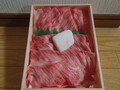 大きなお肉がきれいに並んでいます。
