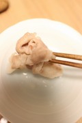 塩で頂くと素材の良さがより感じられました。