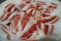 脂身もたっぷりの肩ロース！