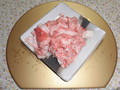 解凍したときの肉の状態。霜降りがよくわかります。