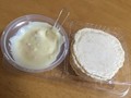 スプーンが付属されているのでかけても付けても食べやすいです。