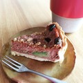 カットした断面は、フレッシュなアボカドの色がキレイ。