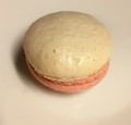 ロマンティックな桃のマカロン